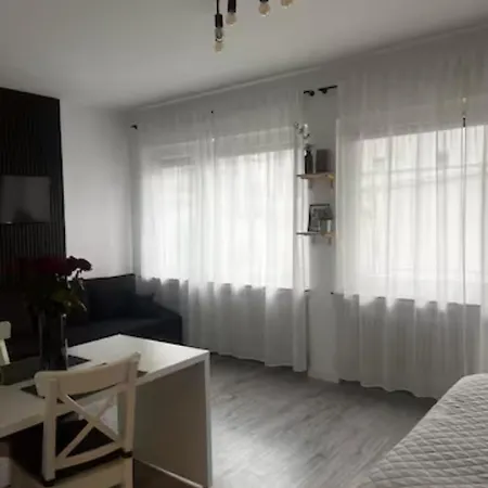 Modernes Ferienapartment Nahe شقة
